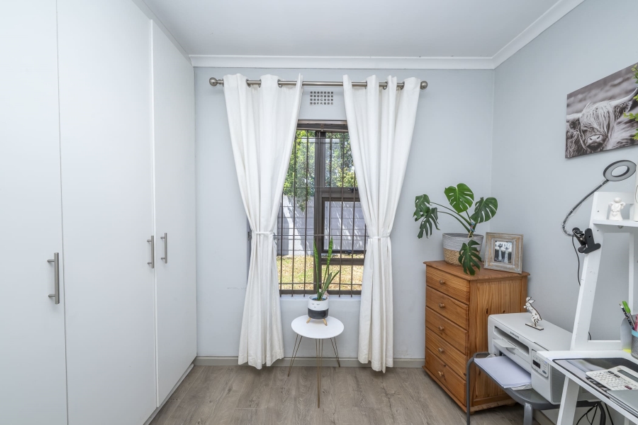 3 Bedroom Property for Sale in Viking Village Western Cape